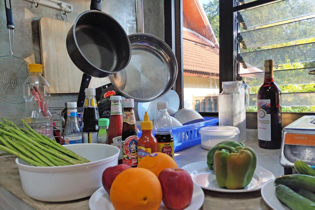 Heyuan Hostal Chiang Mai Exterior foto